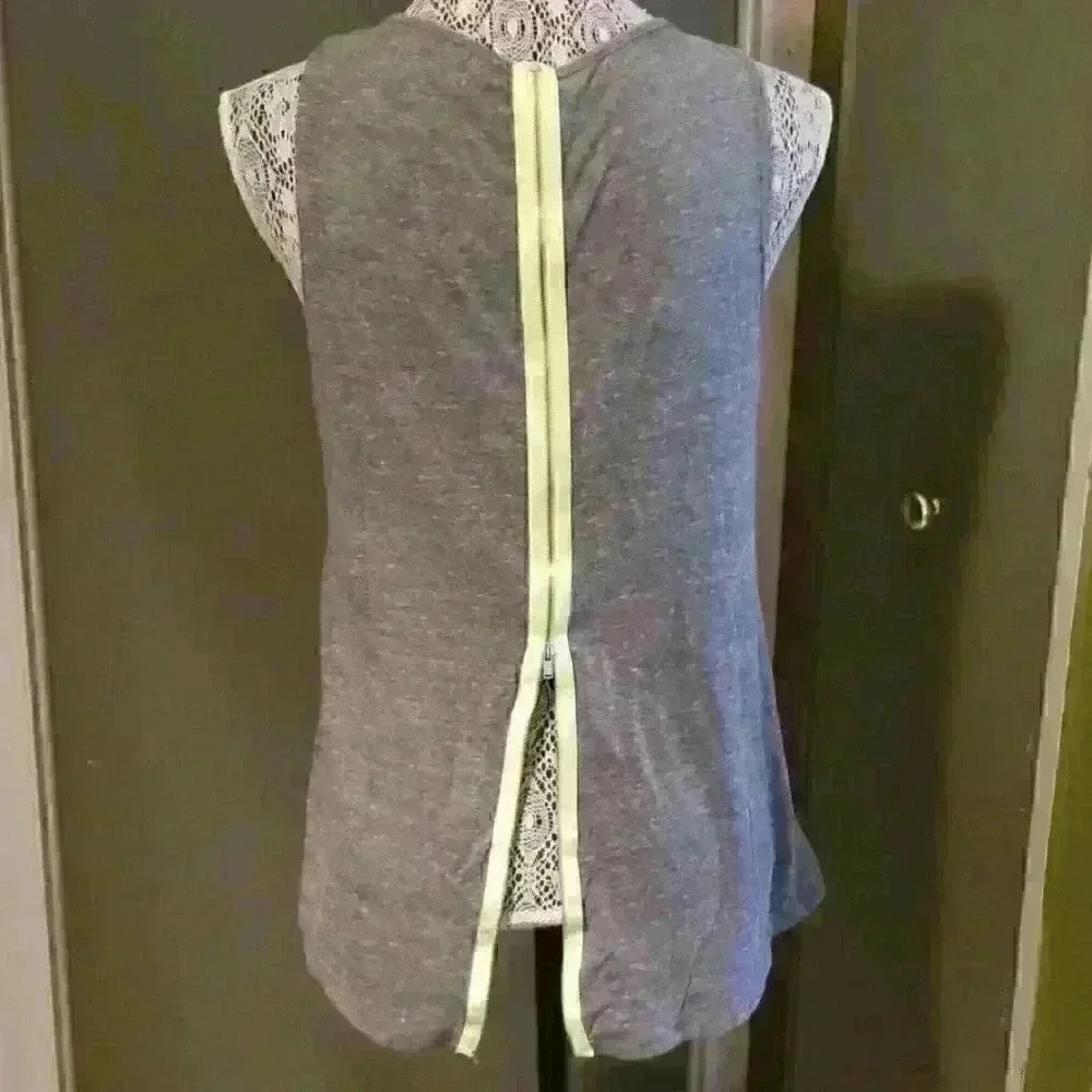 Swag Tee shirt with back zipper sz Large - Picture 3 of 3